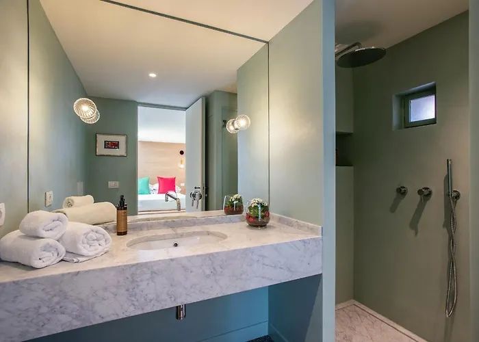 Treasurerome Forum Terrace